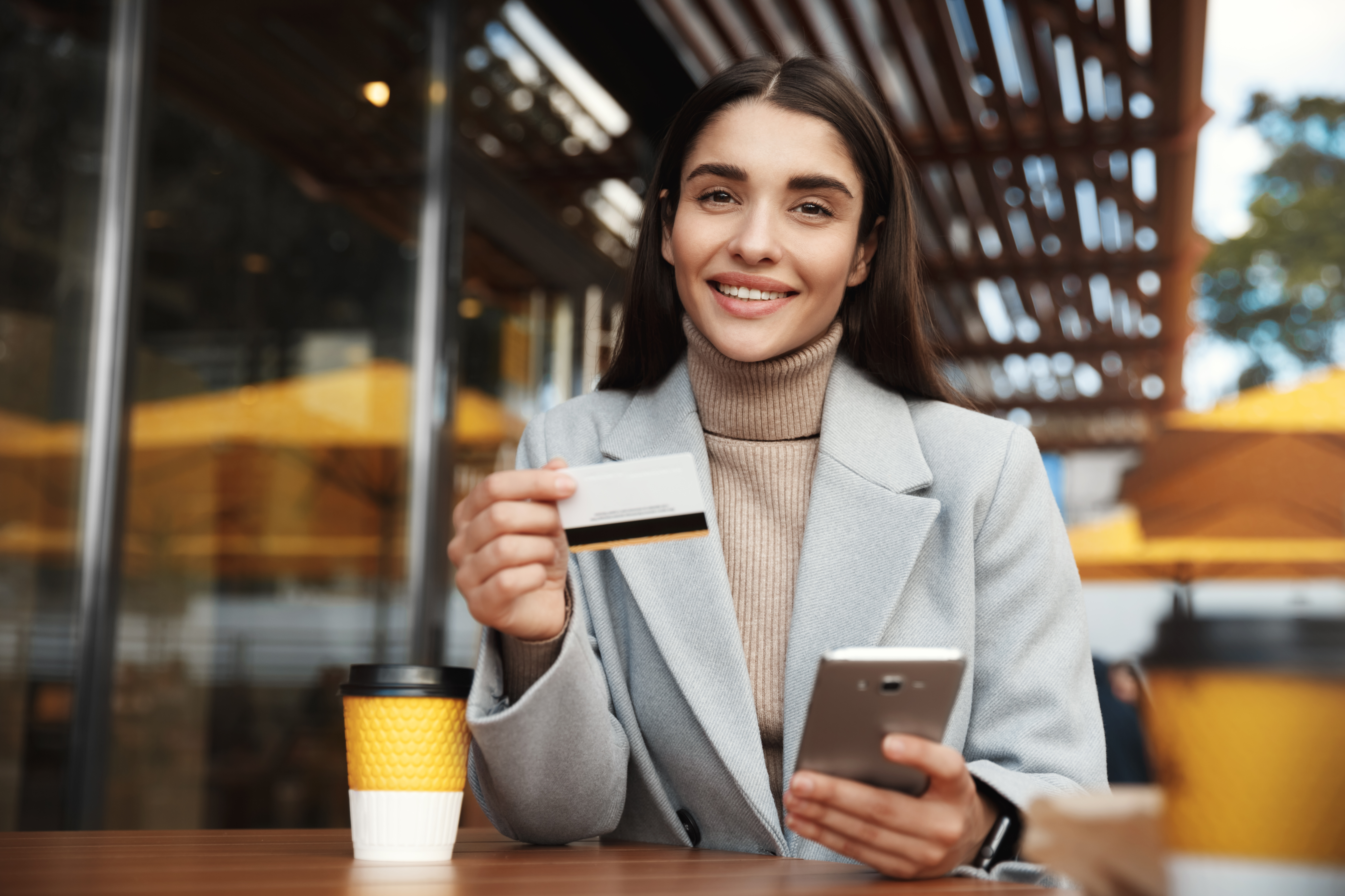 Cards and payments screen